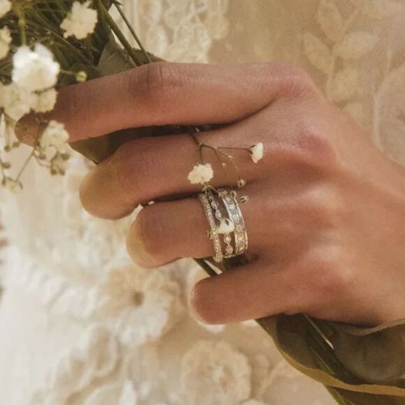 Kendra Scott Diamond ring - Picture 1 of 3